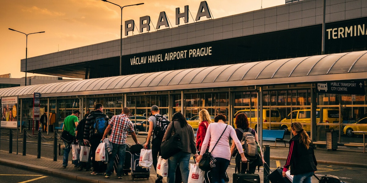 Kézipoggyász méretek – táskák, hátizsákok és bőröndök