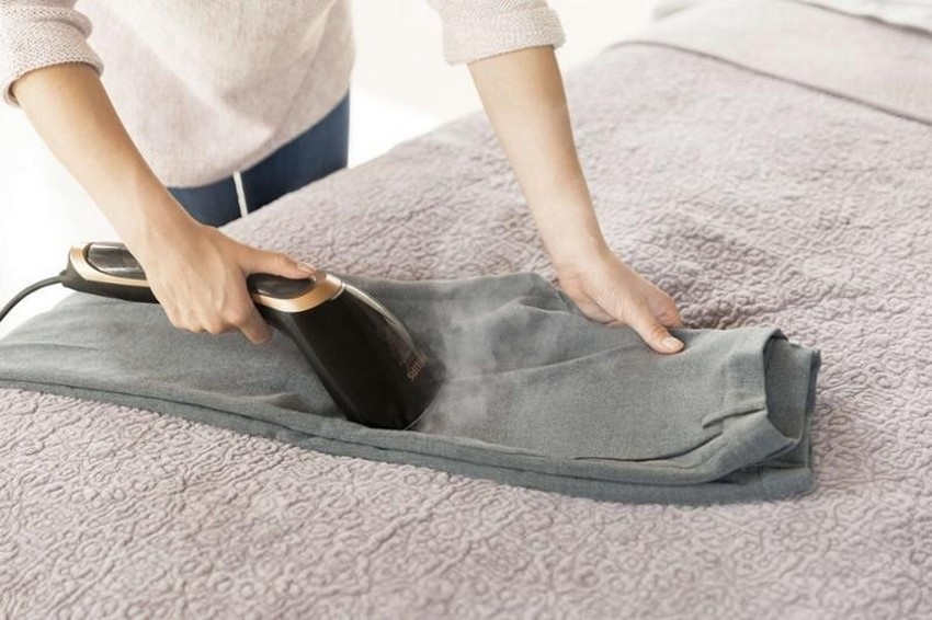 Philips Steam&Go ruhagőzölő