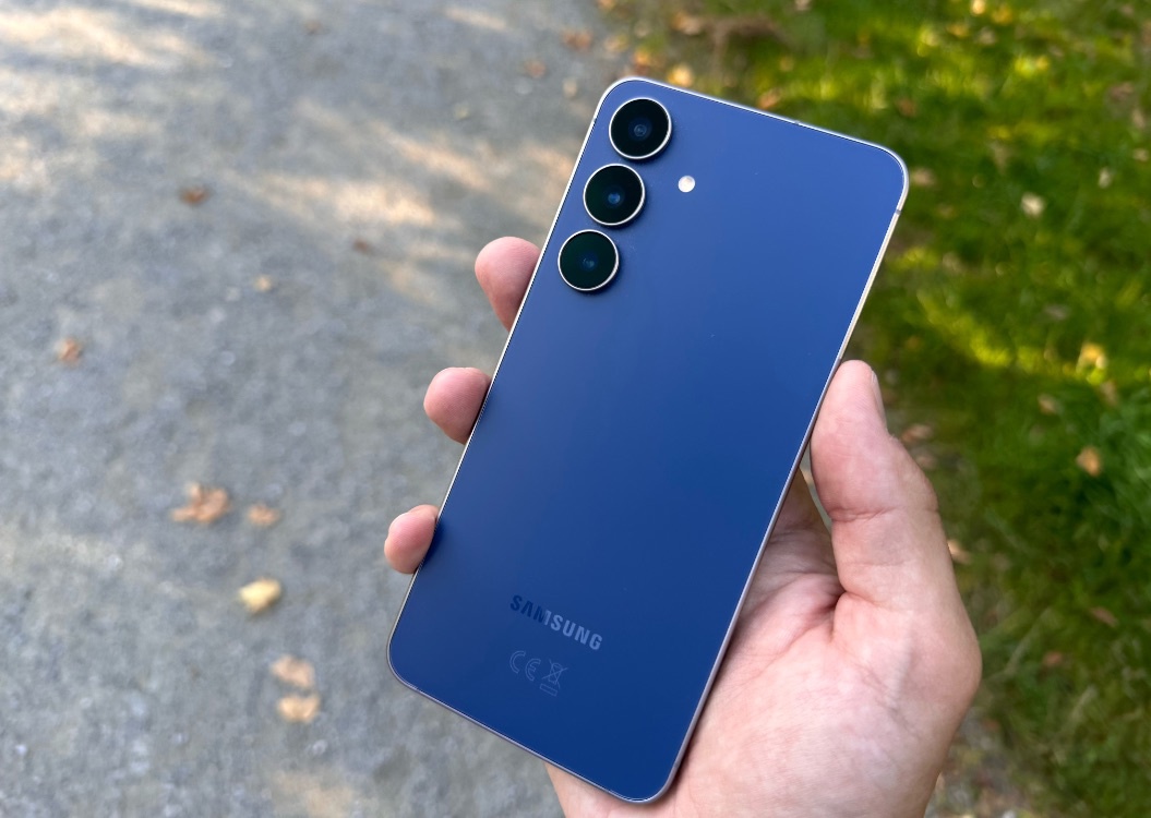 iPhone 17, teszt, Samsung Galaxy S25 FE