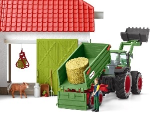 Schleich traktor