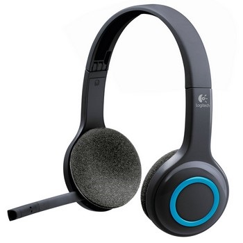 Fülre illeszkedő fejhallgató