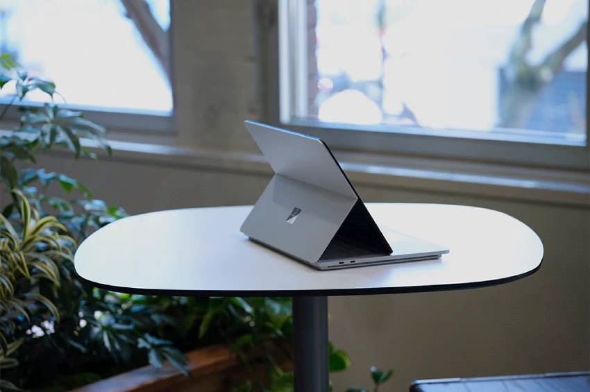 Surface Laptop Studio - akkumulátor