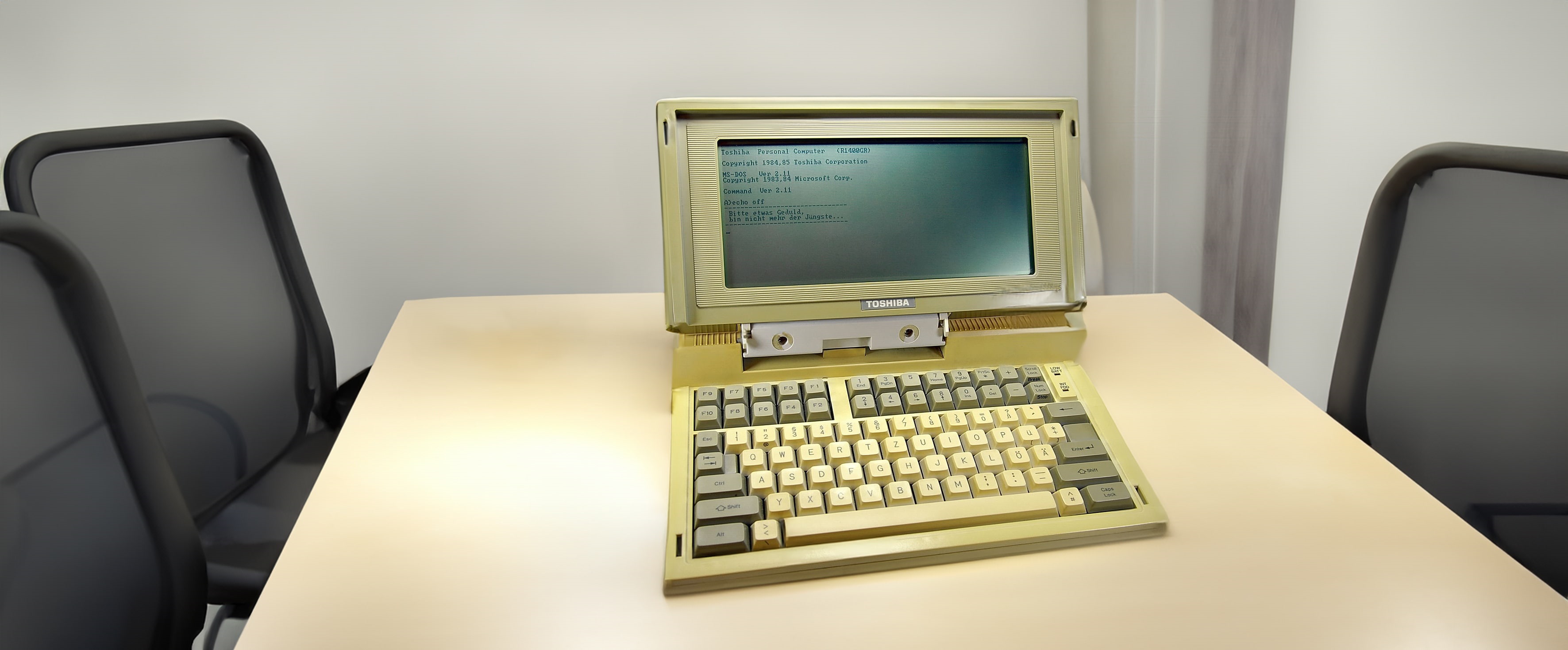 Toshiba T1100