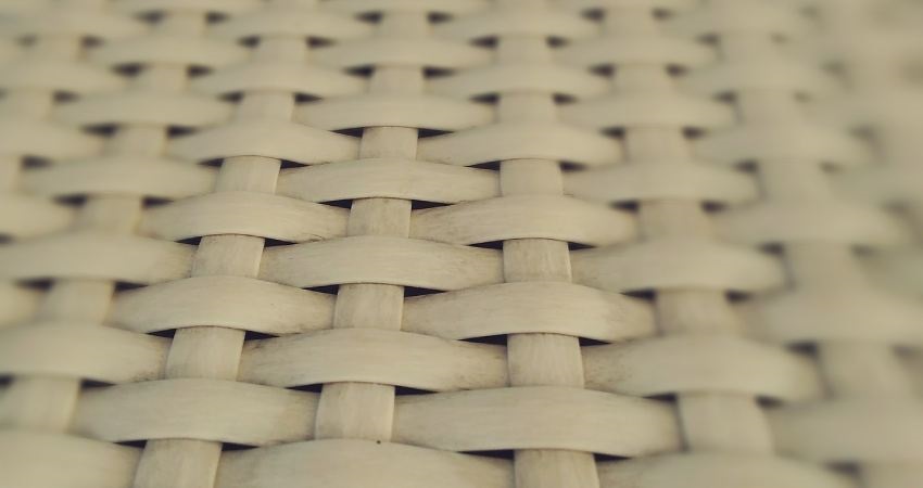 Műrattan bútor ápolása