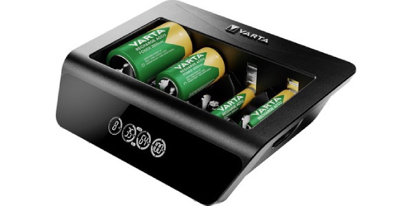 univerzális elemtöltő