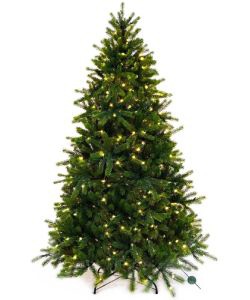 Műfenyő világítással