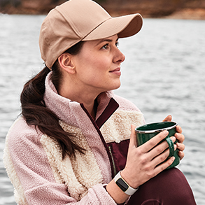 Fitbit Charge 5 fitnesz karkötő