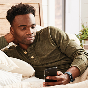 Fitbit Charge 5 fitnesz karkötő