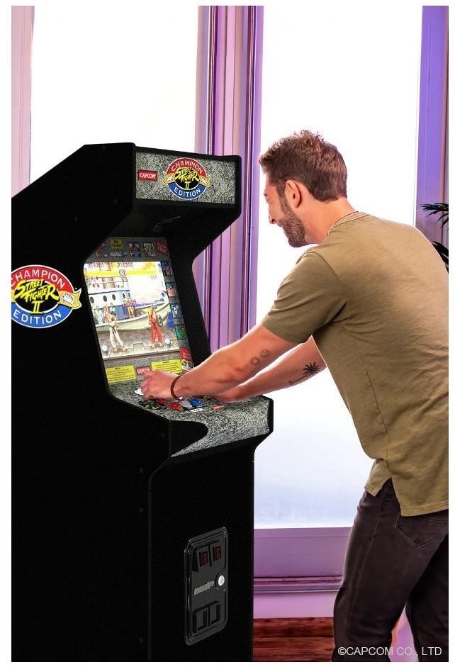 Arcade1up Street Fighter Deluxe Arcade gép