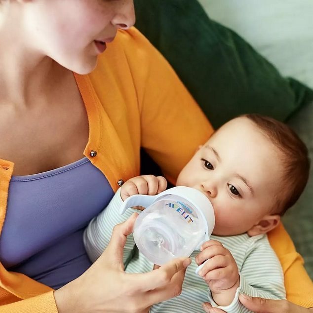 Philips AVENT gyerekkulacs rugalmas szívószállal