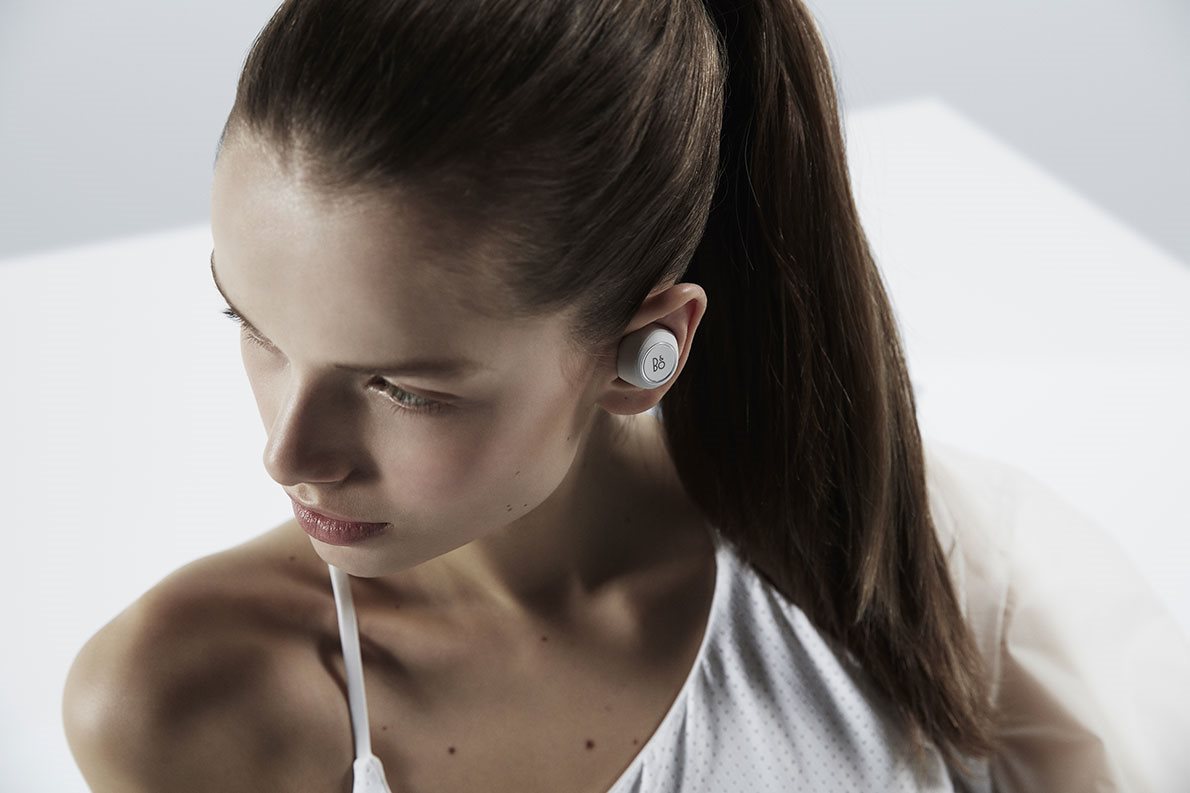 Beoplay E8 2.0 Motion White Beoplay E8 2.0 Motion White