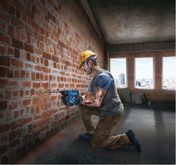 Bosch GBH 180-LI Professional fúrókalapács 