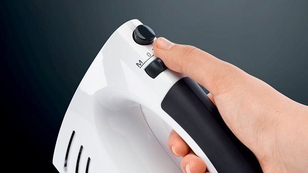 BOSCH MFQ4980B kézi mixer