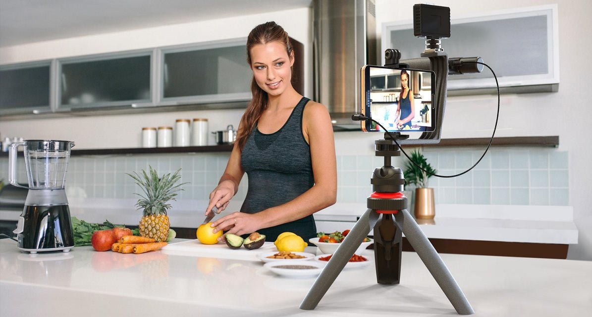 Digipower Superstar Vlogging Kit with Remote mobiltelefon tartó