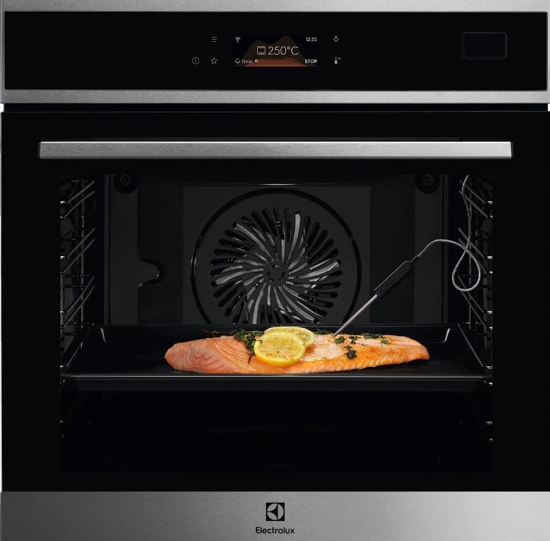 ELECTROLUX 800 SteamBoost EOB8S39WX beépíthető sütő