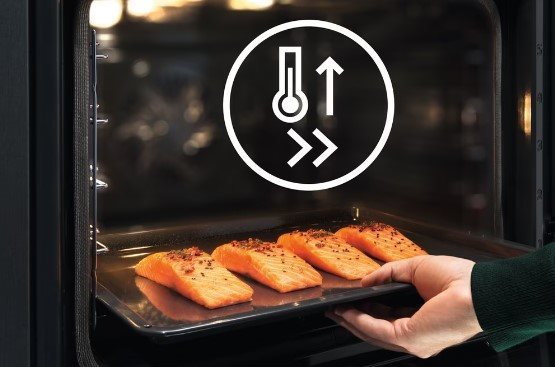 ELECTROLUX 800 SteamBoost EOB8S39WX beépíthető sütő