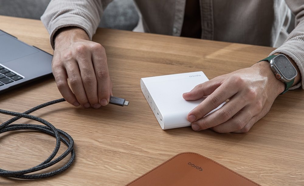 Epico Thunderbolt 4 Braided Cable