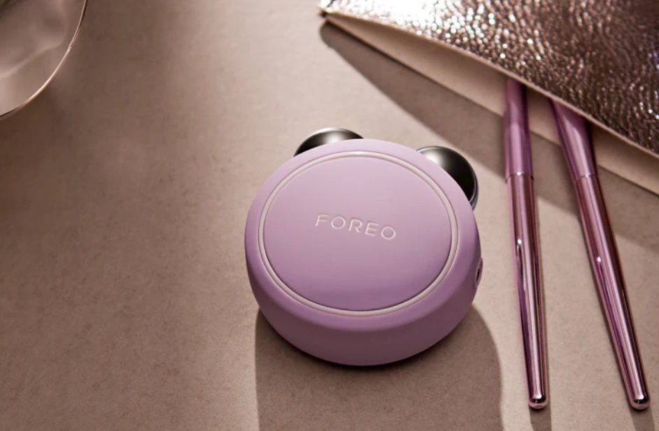FOREO BEAR mini Pearl Pink arctisztító kefe