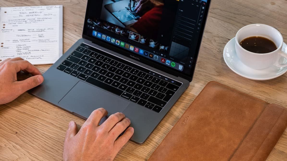 FIXED Oxford Torcello tablet tok Apple MacBook Air 13 FIXED Oxford Torcello tablet tok Apple MacBook Air 13