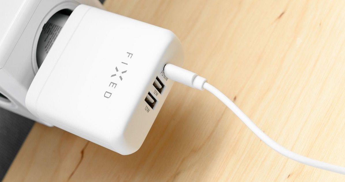 FIXED Travel USB-C-vel FIXED Travel USB-C-vel