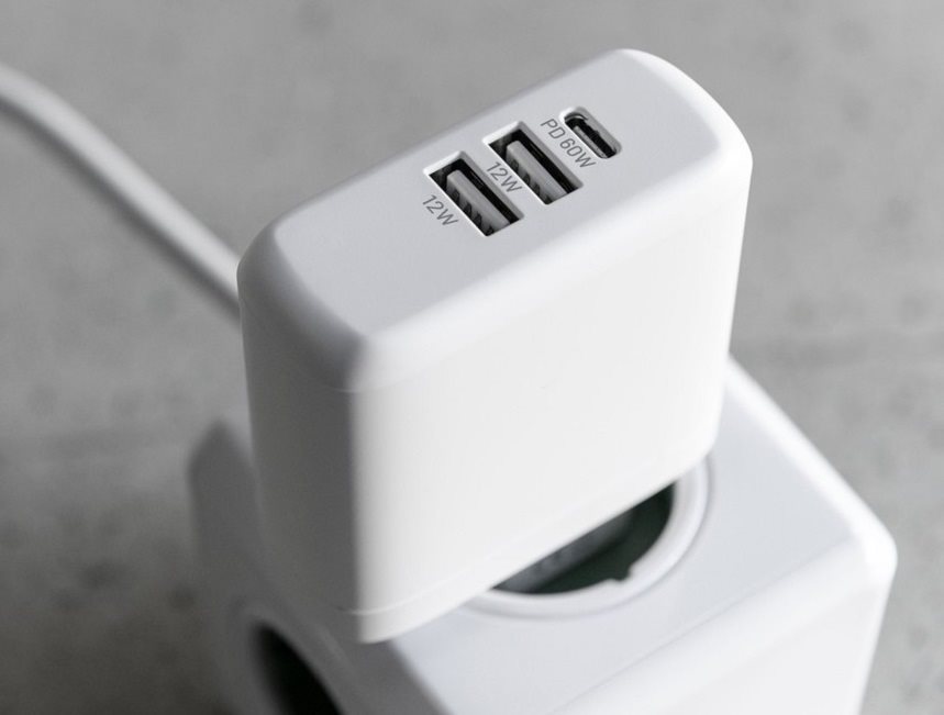 FIXED Travel USB-C-vel FIXED Travel USB-C-vel