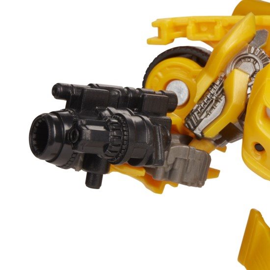 Transformers Generations Deluxe BumbleBee
