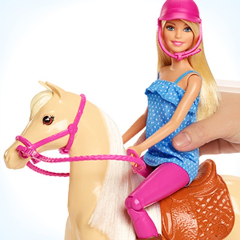Barbie Baba lóval