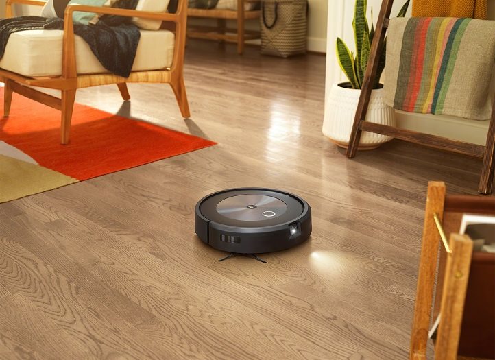 Robotporszívó iRobot Roomba j7+ Robotporszívó iRobot Roomba j7+