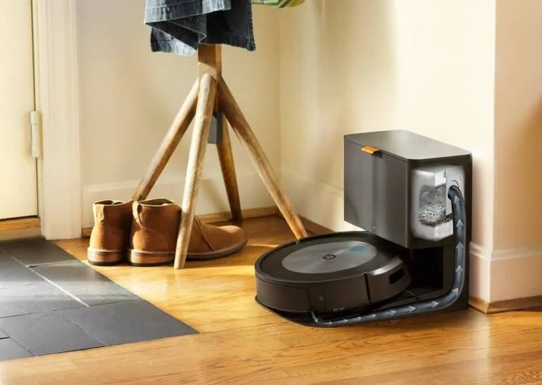 Robotporszívó iRobot Roomba j7+ Robotporszívó iRobot Roomba j7+