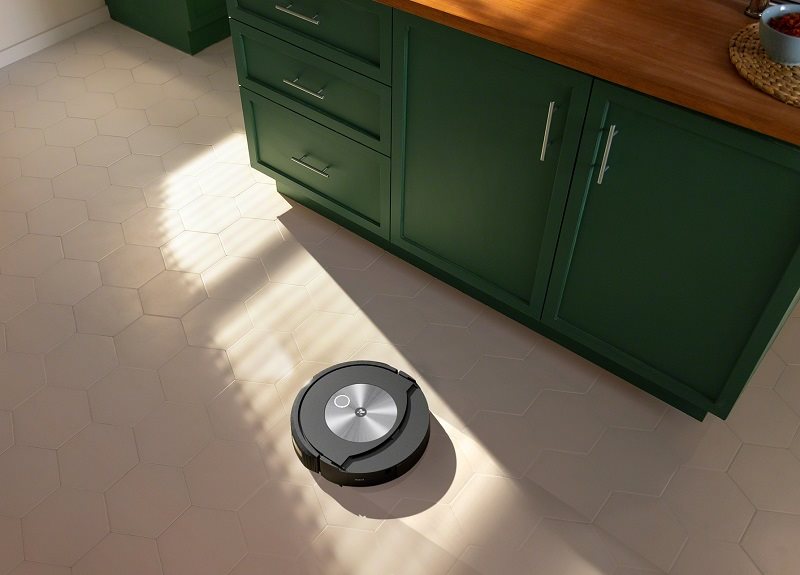 iRobot Roomba Combo j7+ robotporszívó (c7558)