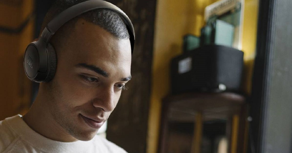 JBL Tune 670NC vezeték nélküli fejhallgató