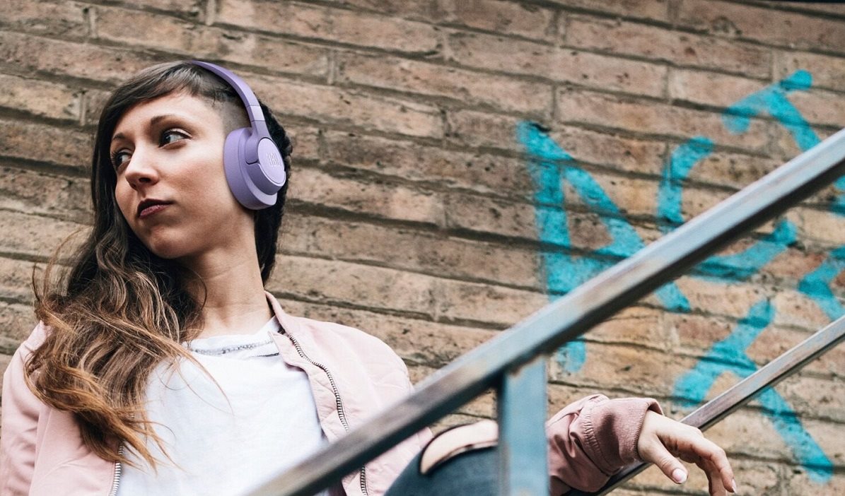JBL Tune 720BT vezeték nélküli fejhallgató