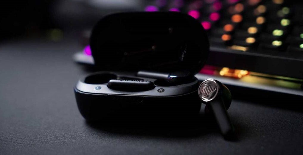JBL Quantum TWS vezeték nélküli fülhallgató