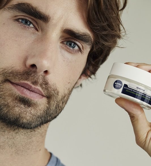 NIVEA MEN Sensitive Intensive Face Cream intenzív arckrém férfiaknak 50 ml