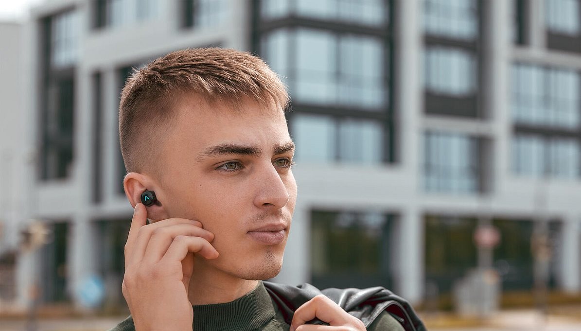 Bezdrátová sluchátka LAMAX Dots2 Touch fekete