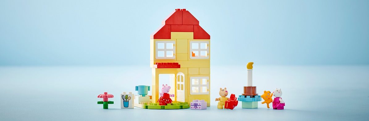 LEGO® DUPLO® 10433 Peppa Malac születésnapi háza