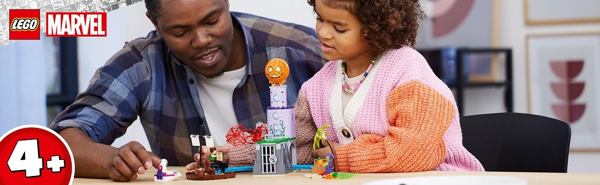 LEGO® Marvel 10790 Pókcsapat a Zöld Manó világítótornyánál