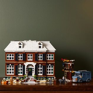 LEGO Ideas 21330 Home Alone