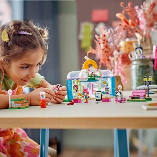 LEGO® Friends 41743 Hajszalon