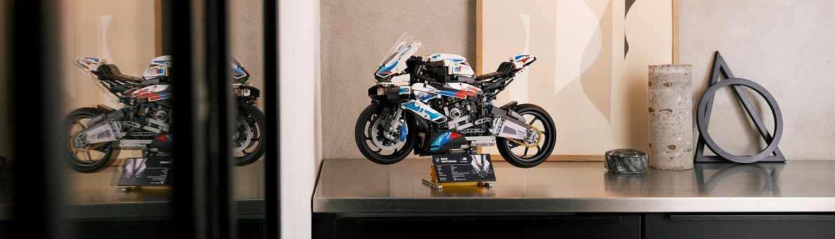 LEGO Technic 42130 BMW M 1000 RR