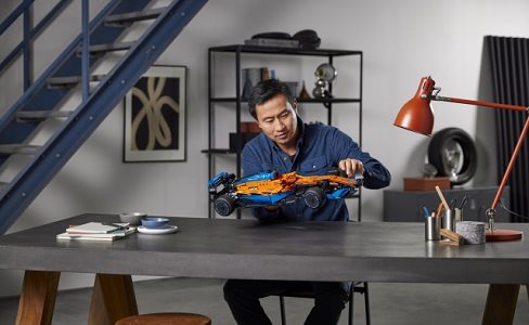 LEGO Technic 42141 McLaren Formula 1 versenyautó