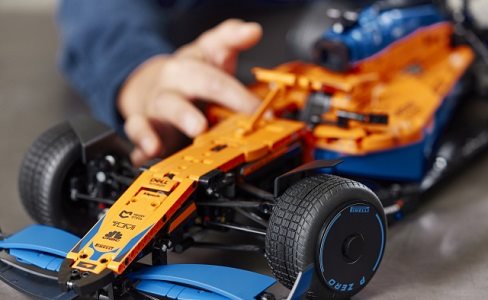LEGO Technic 42141 McLaren Formula 1 versenyautó