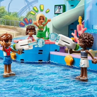LEGO® Friends Heartlake City aquapark 42630