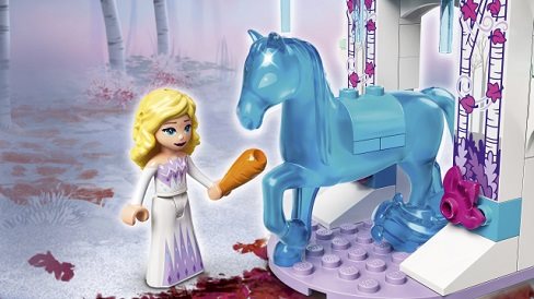 LEGO® Disney Jégvarázs 43209 Elza és Nokk jégistállója