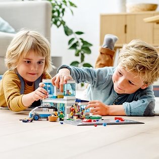 LEGO City 60291 Családi ház