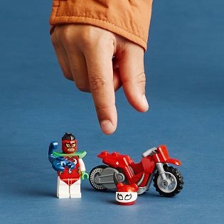 LEGO® City 60332 Vakmerő skorpió kaszkadőr motorkerékpár