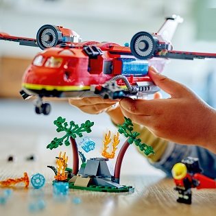 LEGO® City 60413 Tűzoltó-mentő repülőgép