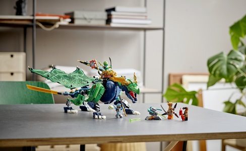 LEGO Ninjago 71766 Lloyd legendás sárkánya