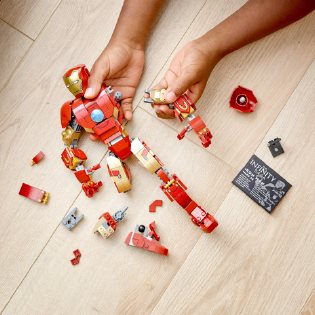 LEGO® Marvel 76206 Vasember figura LEGO® Marvel 76206 Vasember figura