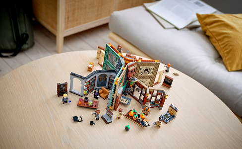 LEGO Harry Potter 76383 Roxfort pillanatai: Bájitaltan óra LEGO Harry Potter 76383 Roxfort pillanatai: Bájitaltan óra